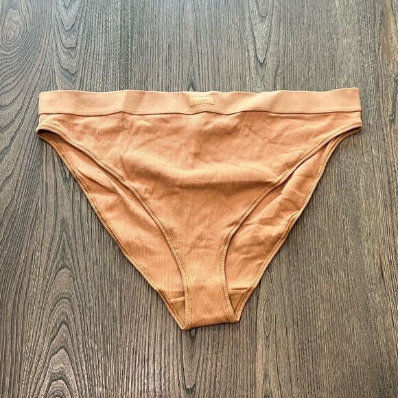 NWT Skims Cotton Rib Brief Camel - Size 4X - Picture 1 of 4